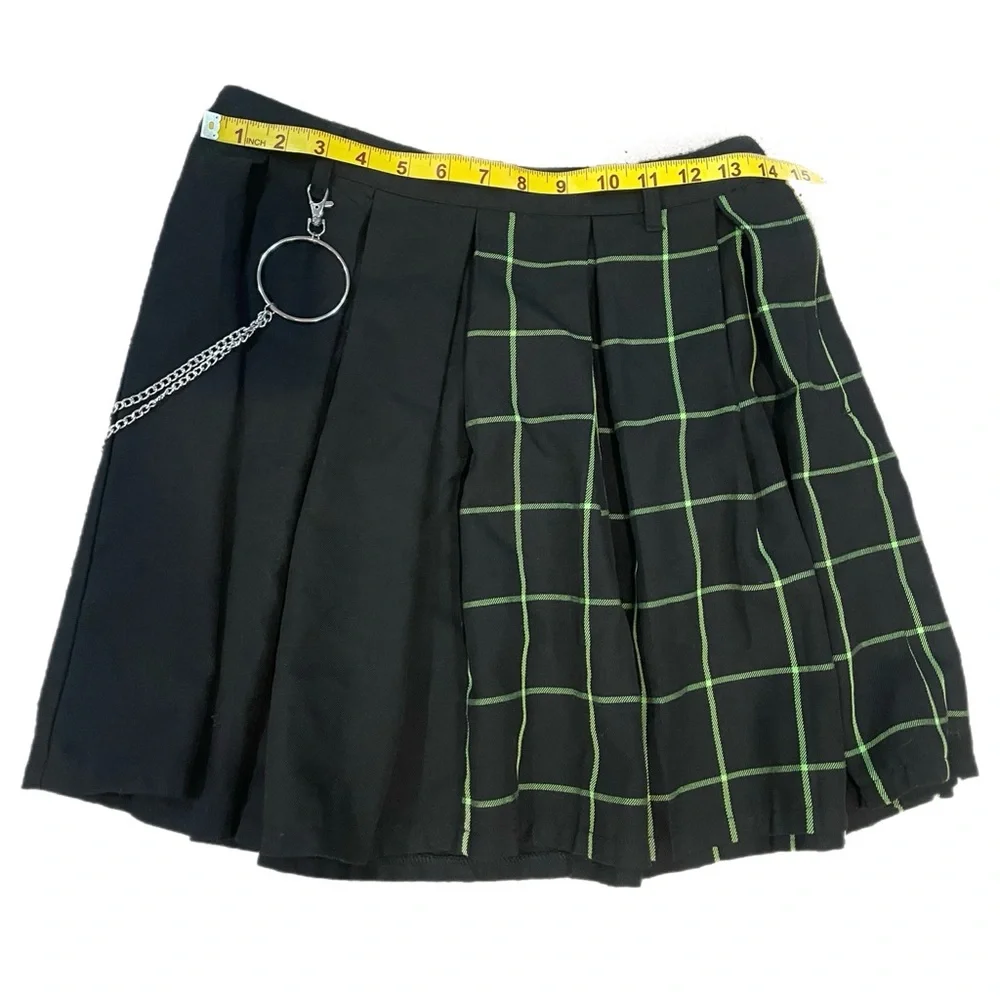 Hot Topic Pleated Mini Green And Black Grid Chain Skirt Goth Punk Emo Alt Size M - Picture 6 of 7